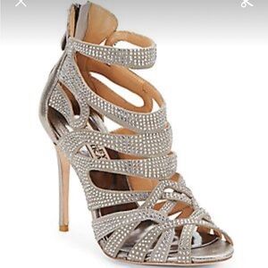 Badgley Mischka Platino silver gold Metallic Wedding Shoes 4” heels Sz 6,5M
